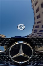 Mercedes logo, Paris