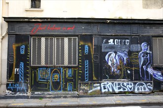 Paris, rue des Grands-Augustins