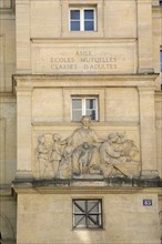 Paris, "L'Asile, École mutuelle, École des parents" building