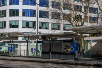 Paris, boulevard du Général Martial Valin