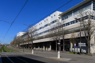 Paris, boulevard du Général Martial Valin