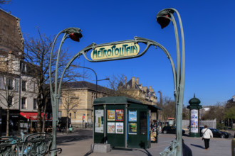 Paris, Métro Pasteur
