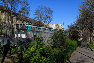 Paris, boulevard Pasteur