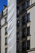 Paris, rue de la Croix Nivert