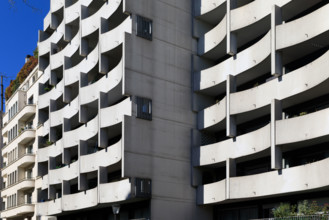 Paris, rue de la Croix Nivert