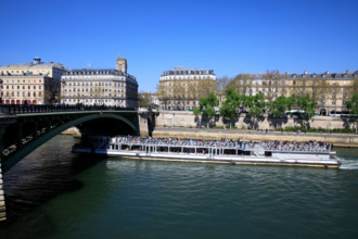 Paris, quai de Gesvres