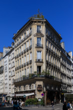 Paris, angle rue Mazarine et rue Dauphine
