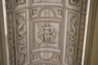 Paris, Musée du Louvre, escalier Henri II