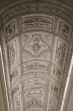 Paris, Musée du Louvre, escalier Henri II