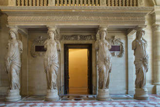 Paris, Musée du Louvre, Salle des Cariatides