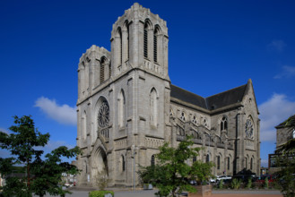 france, région Normandie, Orne, Flers, plavce de Dr Vayssières, église saint Germain,