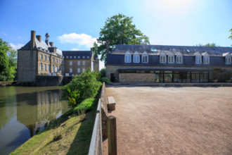 france, région Normandie, Orne, Flers, parc du chateau-musée, ancien hotel de ville,