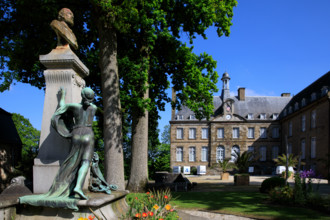 france, région Normandie, Orne, Flers, parc du chateau-musée, ancien hotel de ville,?monument aux