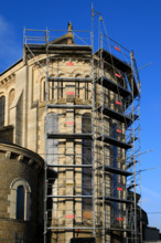 france, région Normandie, Orne, Flers,, église saint Jean, echafaudage au chevet,