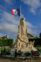 france, région Normandie, Orne, Flers, square Delaunay, monument aux morts,