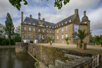 france, région Normandie, Orne, Flers, parc du chateau-musée, ancien hotel de ville,