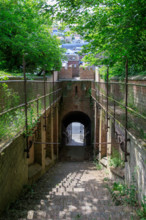 france, région Hauts de france, Somme, Ault, porte du moulinet et escaliers vers les hauteurs de la