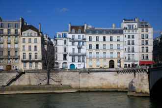 Paris, quai de la Tournelle