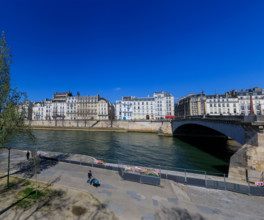 Paris, quai de la Tournelle