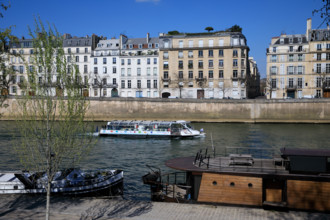 Paris, quai de la Tournelle