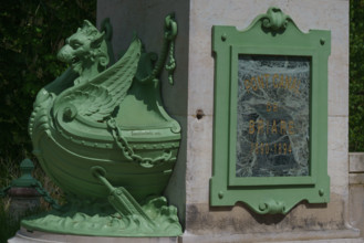 france, région centre, Loiret, Briare, pont canal de Birare, pont-canal portant le canal latéral à