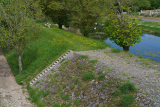 france, région centre, Loiret, Briare, pont canal de Birare, pont-canal portant le canal latéral à