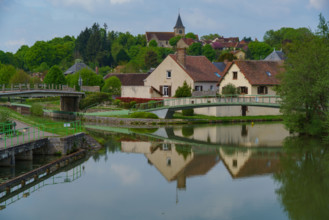 france, région bougogne, Yonne, Rogny les sept écluses, ouvrage des 7 écluses dû à l'ingénieur