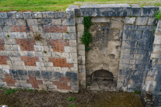 france, région bougogne, Yonne, Rogny les sept écluses, ouvrage des 7 écluses dû à l'ingénieur