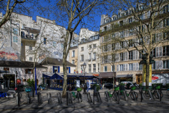 Paris, place Saint-André-des-Arts