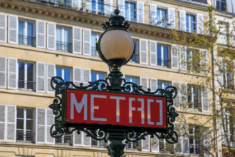 Paris, place Saint-André-des-Arts