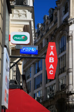 Paris, enseigne de café tabac