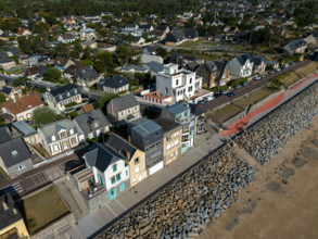france, region Normandie, Manche, cotentin, Agon coutainville,  plage, promenade de Chausey, le