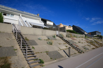 france, region Normandie, Manche, cotentin, Agon coutainville,  plage, promenade de Chausey,
