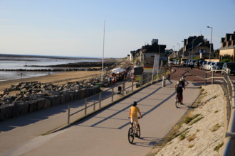 France, region Normandie, Manche, cotentin, Agon coutainville,  plage, rue dramad derriere la