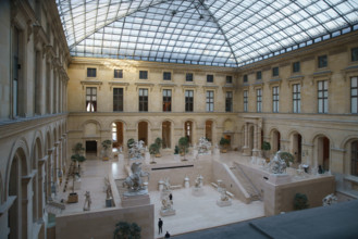 France, région Ile de France, Paris 1e arrondissement, musee du Louvre, cour Puget depuis les