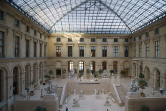 France, région Ile de France, Paris 1e arrondissement, musee du Louvre, cour Puget depuis les