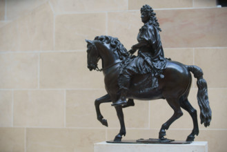 France, région Ile de France, Paris 1e arrondissement, musee du Louvre, cour Puget, statue equestre
