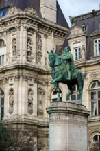 france, région Ile de France, Paris 4e arrondissement,  quai de l'hotel de ville, statue equestre d