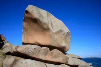 france, région Bretagne, Côtes d'Armor, côte de granit rose, Ploumanac'h, les rochers