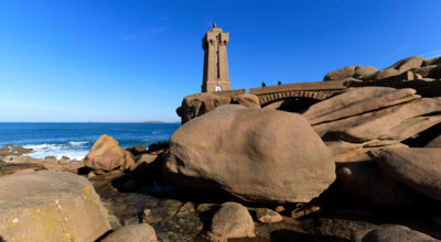 france, région Bretagne, Côtes d'Armor, côte de granit rose, Ploumanac'h, les rochers
