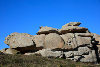 france, région Bretagne, Côtes d'Armor, côte de granit rose, Ploumanac'h, les rochers