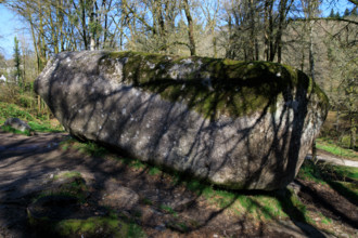 FRance, région Bretagne, Finistère, Huelgoat, les rochers, cahos de huelgoat, la roche tremblante,