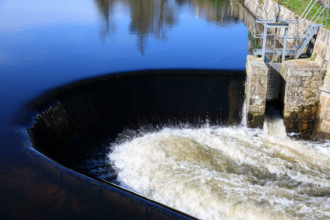 FRance, région Bretagne, Finistère, Huelgoat, les rochers, cahos de huelgoat, lac