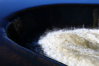 FRance, région Bretagne, Finistère, Huelgoat, les rochers, cahos de huelgoat, lac