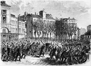 Les canons sont ramenés à la mairie de Montmartre