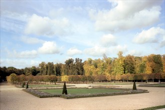 Versailles.  Large Trianon.  Gardens in autumn.