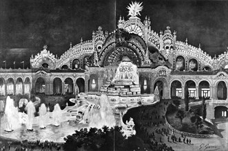 Paris. Exposition 1900 : le palais de l'électricité et le château d'eau.