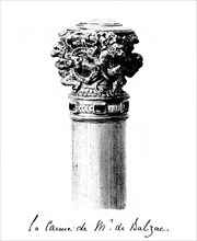 The knob of Monsieur de Balzac's walking stick