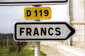 Francs, Dordogne : Panneau routier