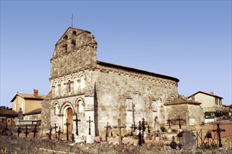 Francs, Dordogne, Arcs romans de l'église